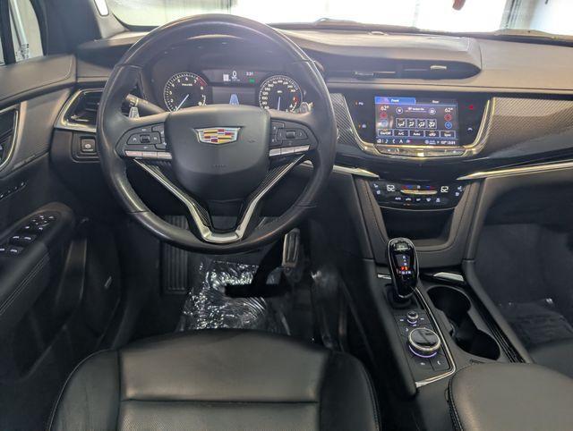 used 2024 Cadillac XT6 car, priced at $41,962
