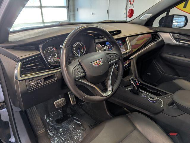 used 2024 Cadillac XT6 car, priced at $41,962