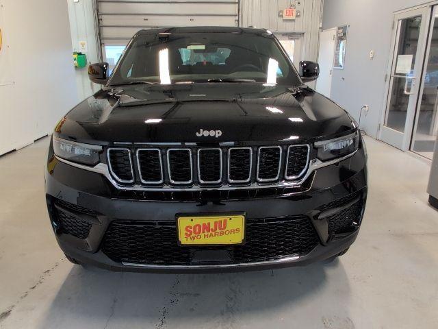 new 2025 Jeep Grand Cherokee car, priced at $37,915