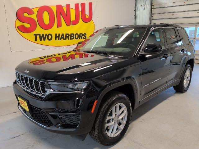 new 2025 Jeep Grand Cherokee car, priced at $37,915