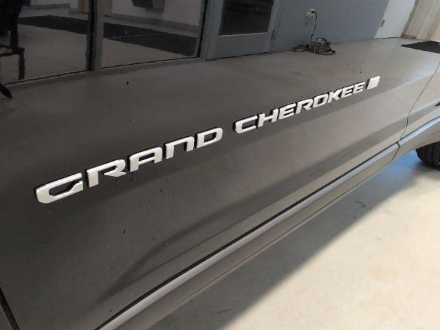 new 2025 Jeep Grand Cherokee car, priced at $37,915
