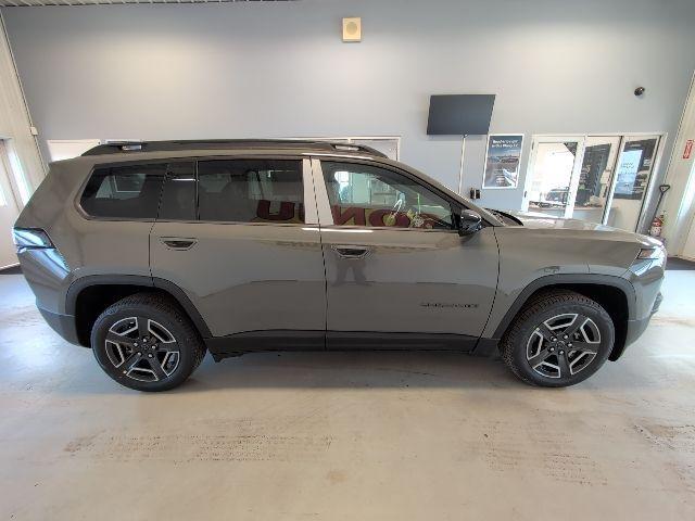 new 2026 Jeep Cherokee car, priced at $40,590