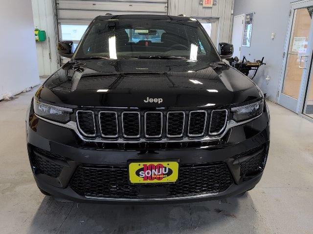 new 2026 Jeep Grand Cherokee car, priced at $39,499