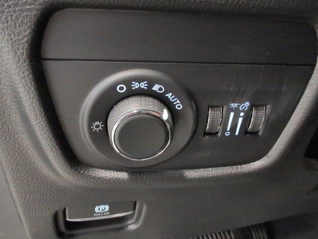 new 2026 Jeep Grand Cherokee car, priced at $46,075