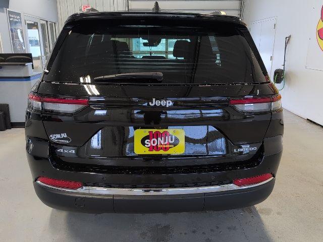 new 2026 Jeep Grand Cherokee car, priced at $46,075