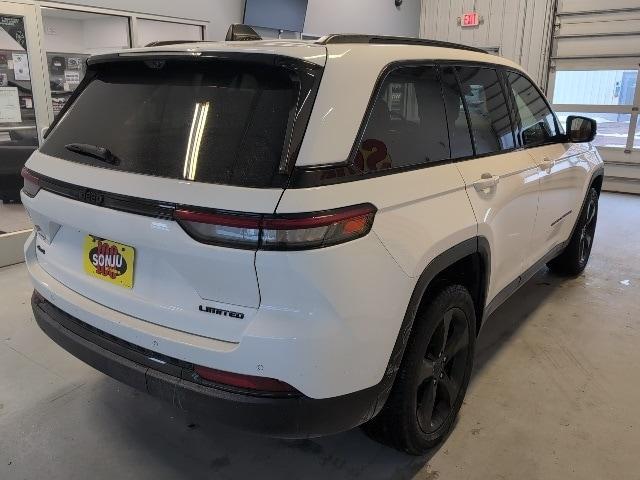 used 2023 Jeep Grand Cherokee car, priced at $27,899