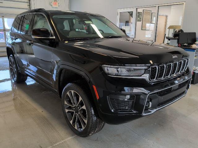 used 2022 Jeep Grand Cherokee car, priced at $35,996