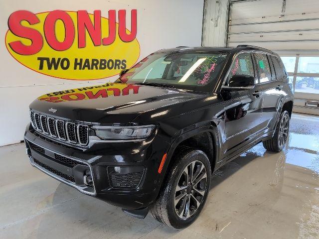 used 2022 Jeep Grand Cherokee car, priced at $35,996