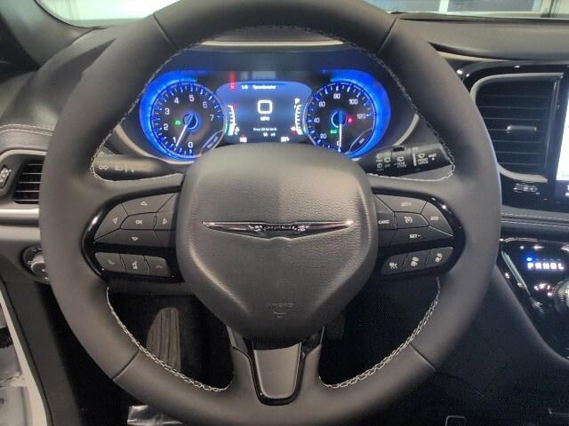 new 2026 Chrysler Pacifica car