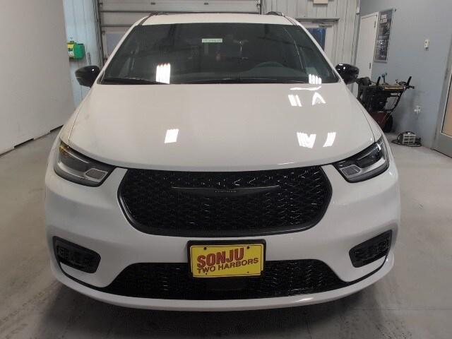 new 2026 Chrysler Pacifica car