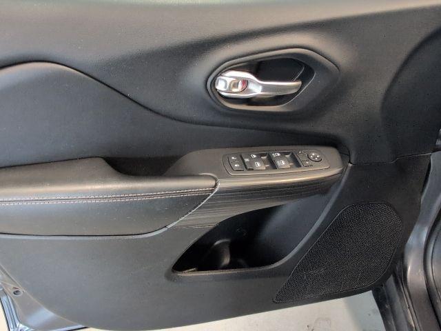 used 2015 Jeep Cherokee car, priced at $9,984