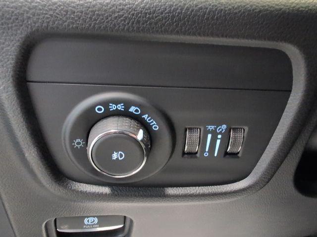 new 2026 Jeep Grand Cherokee car, priced at $54,995