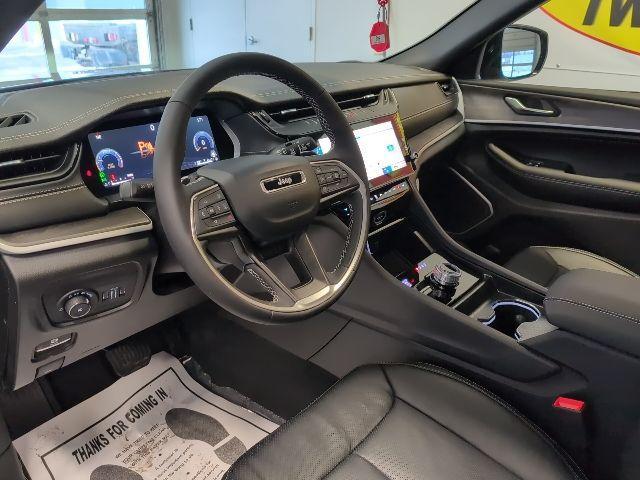 new 2026 Jeep Grand Cherokee car, priced at $54,995