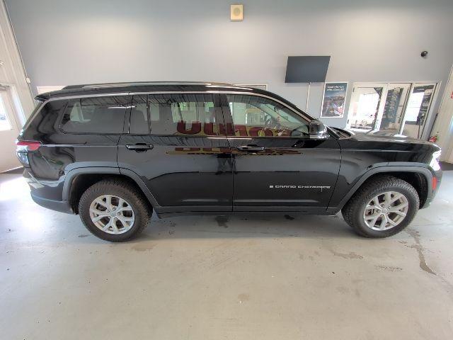 used 2023 Jeep Grand Cherokee L car, priced at $26,989