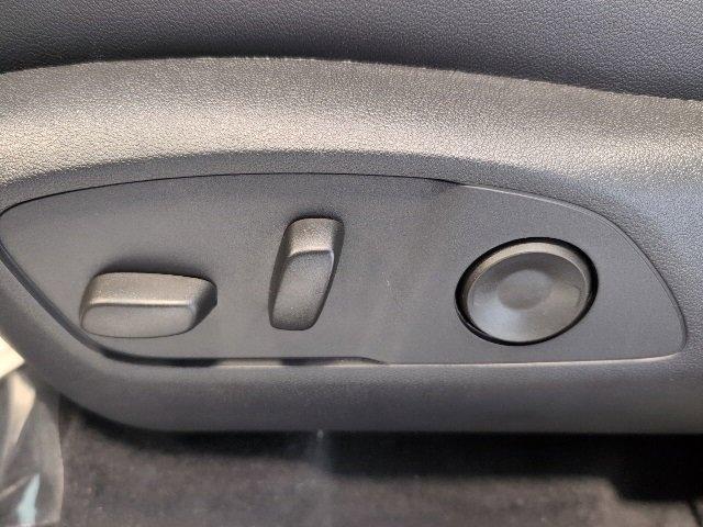 new 2026 Chevrolet Traverse car, priced at $43,690