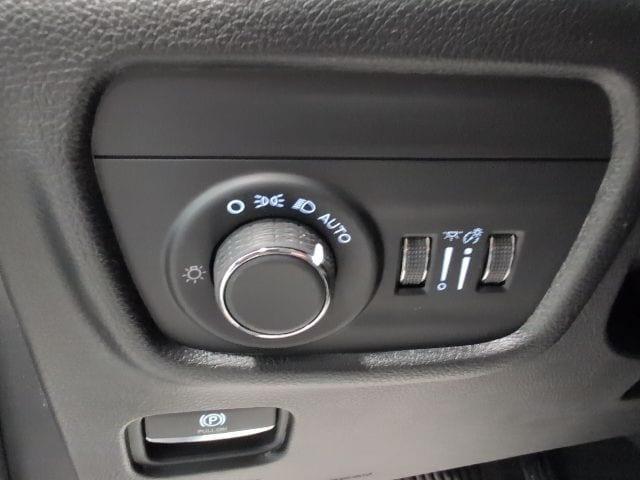 new 2026 Jeep Grand Cherokee car, priced at $45,480