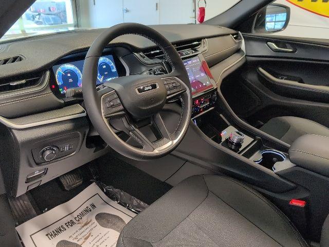 new 2026 Jeep Grand Cherokee car, priced at $45,480