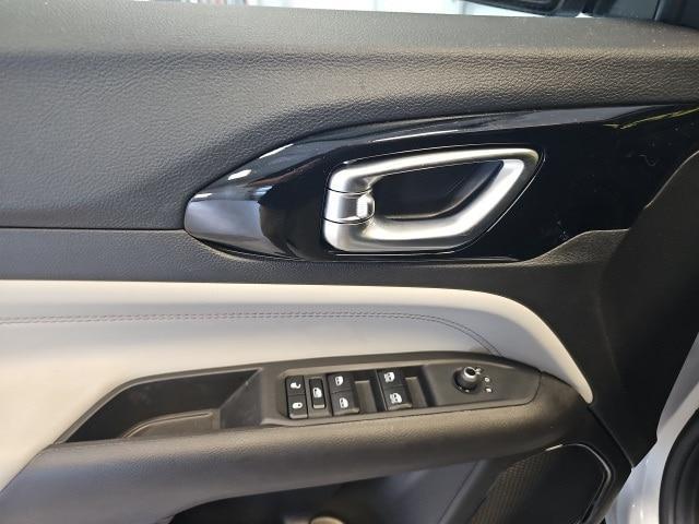 new 2025 Jeep Compass car, priced at $32,035