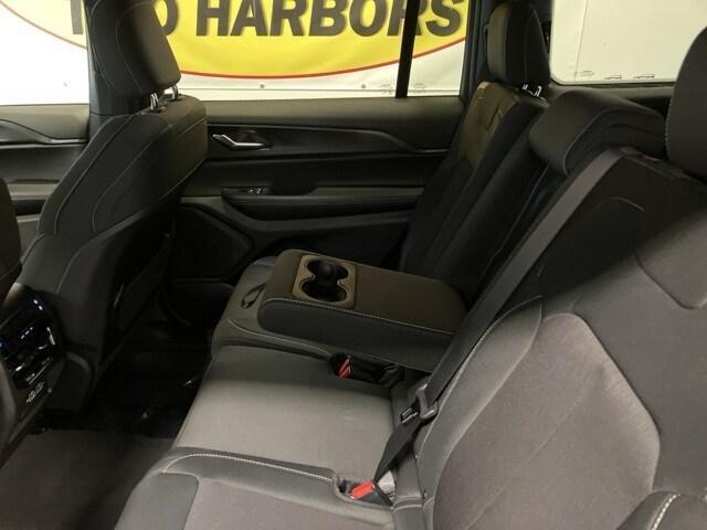 new 2025 Jeep Grand Cherokee L car, priced at $42,015