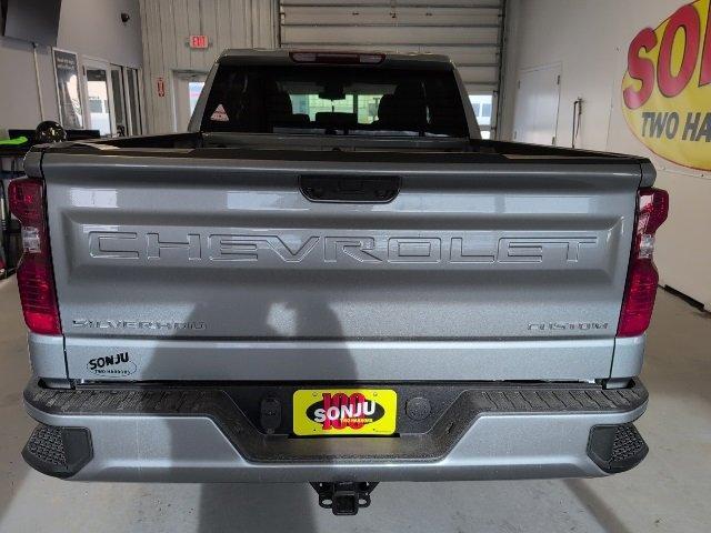 new 2026 Chevrolet Silverado 1500 car, priced at $43,220