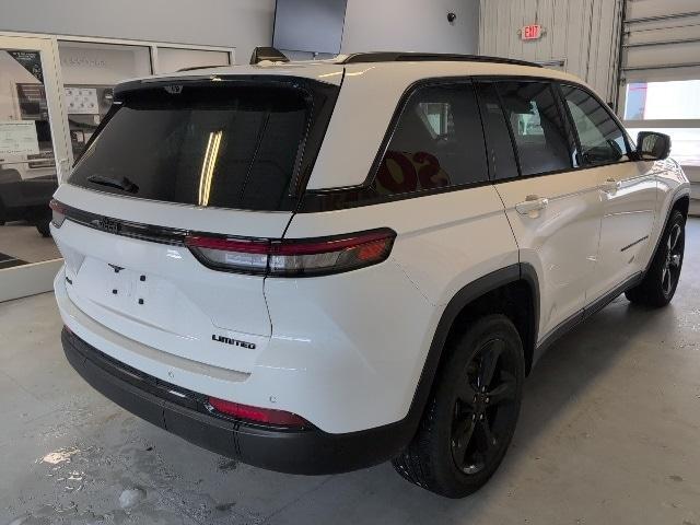used 2023 Jeep Grand Cherokee car, priced at $29,994