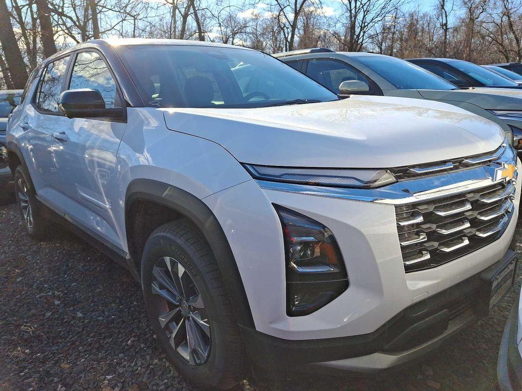 new 2025 Chevrolet Equinox car, priced at $33,575