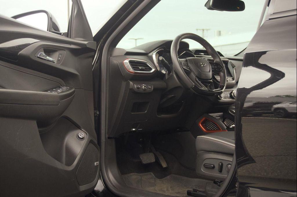 used 2023 Chevrolet TrailBlazer car, priced at $21,905