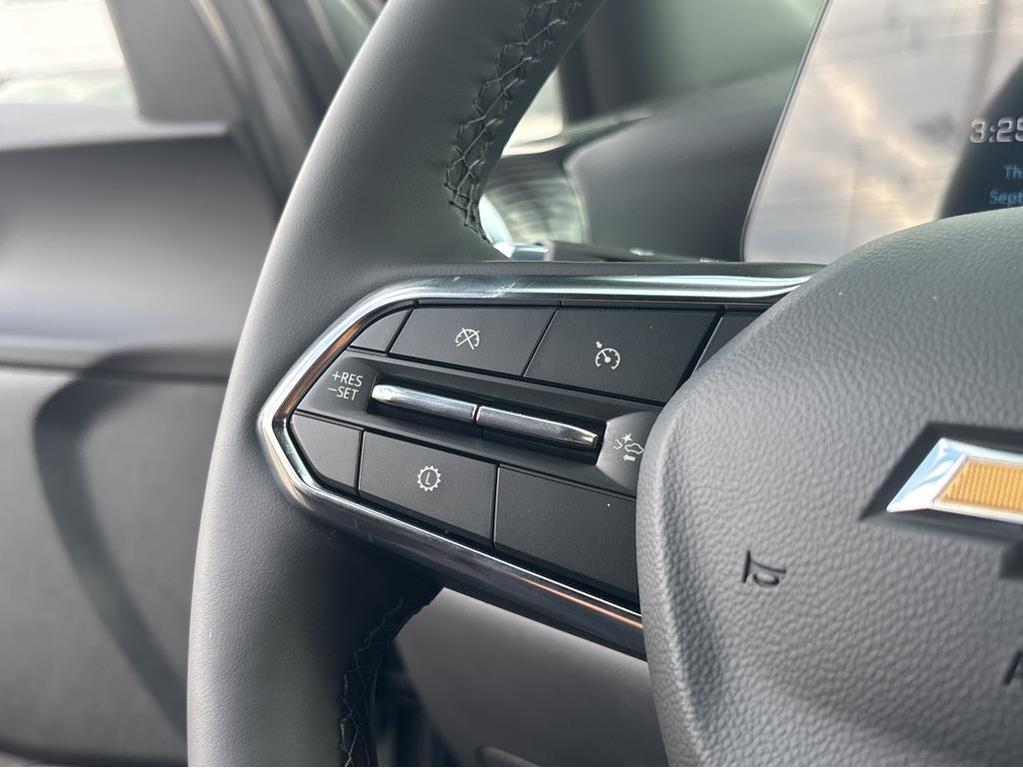 new 2026 Chevrolet Equinox car, priced at $31,995