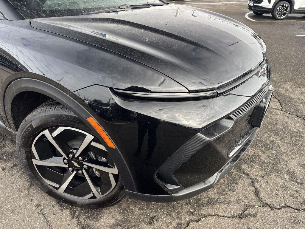 new 2026 Chevrolet Equinox EV car, priced at $29,245