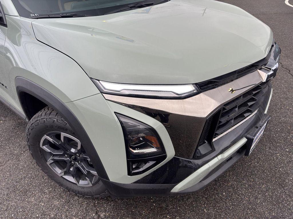 new 2026 Chevrolet Equinox car, priced at $37,615