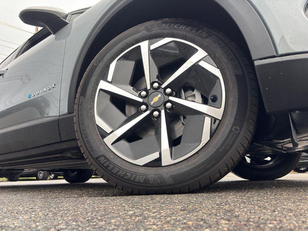 new 2026 Chevrolet Equinox EV car, priced at $29,245