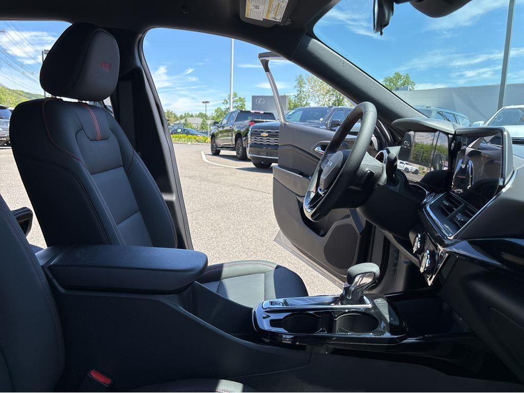 new 2026 Chevrolet Trax car, priced at $28,489
