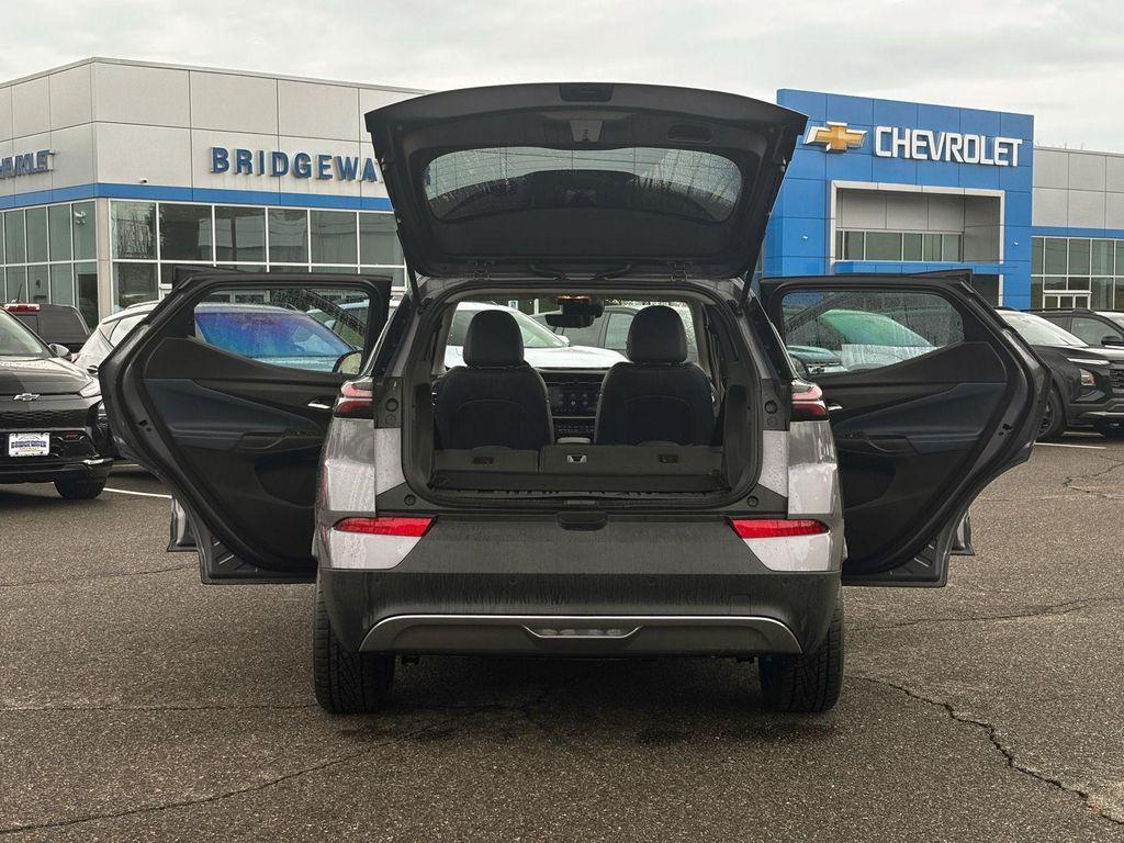 used 2022 Chevrolet Bolt EUV car, priced at $17,884