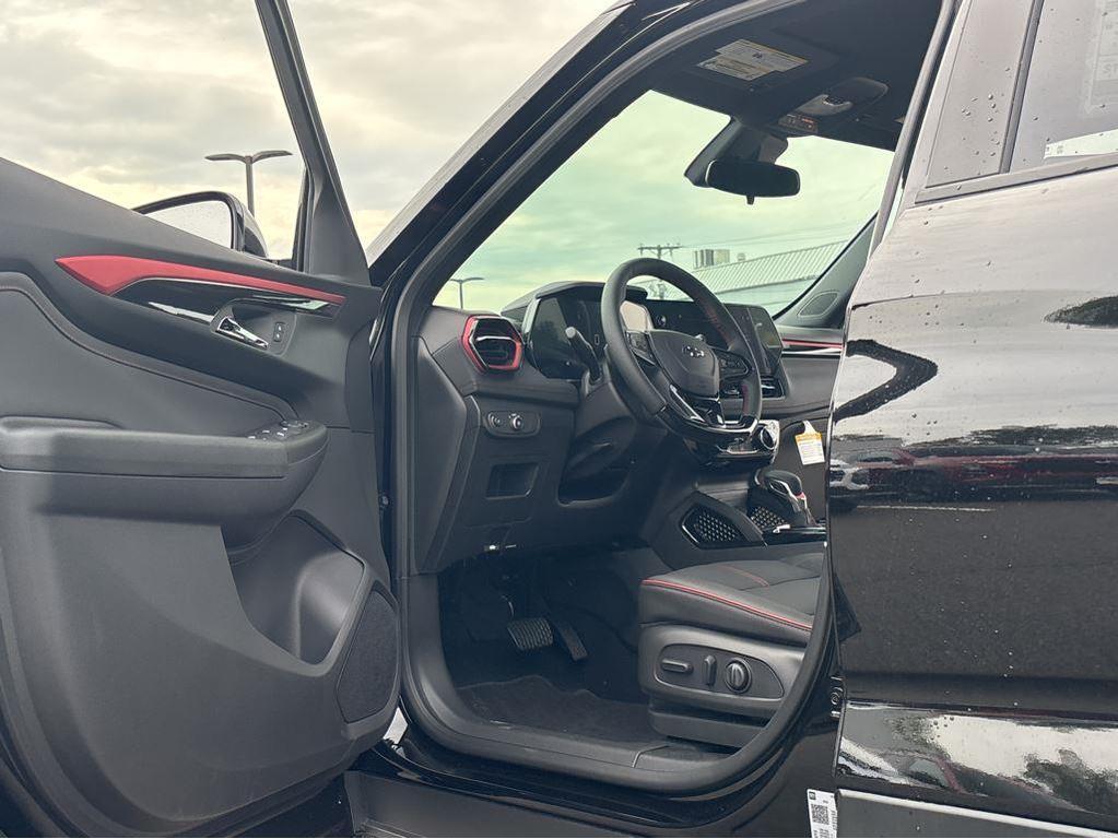 new 2026 Chevrolet TrailBlazer car, priced at $29,190