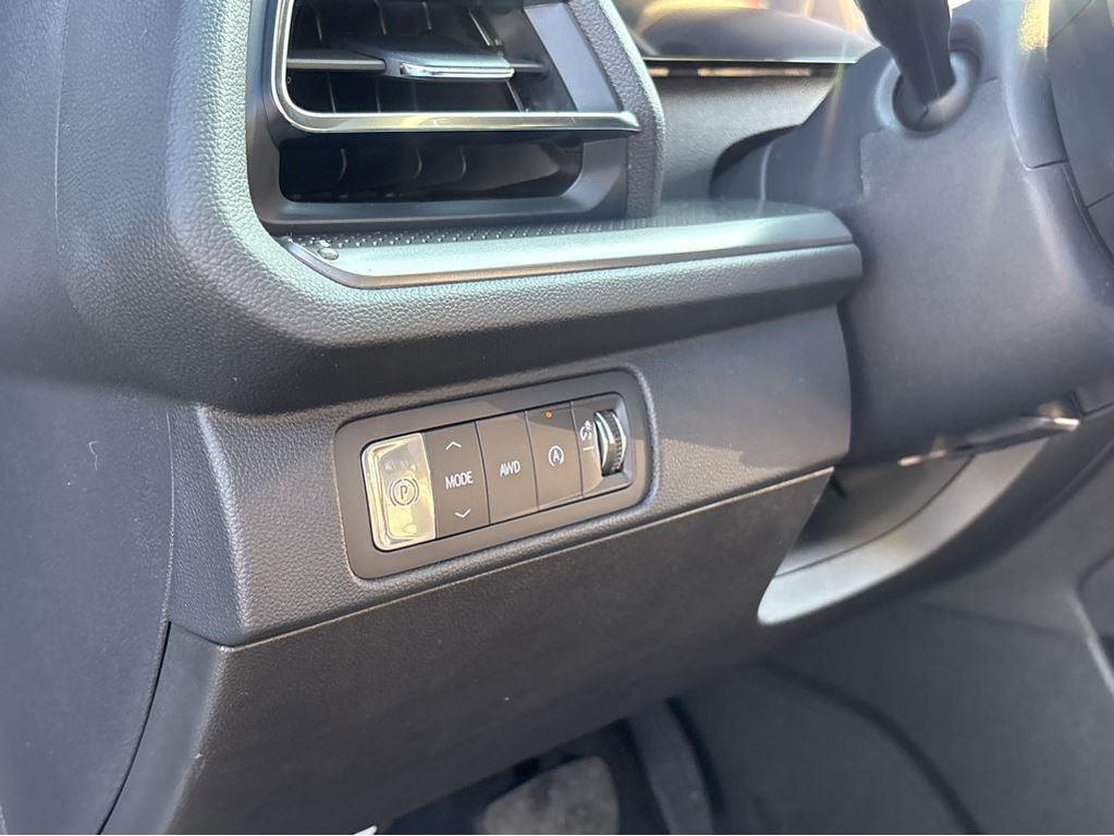 new 2026 Chevrolet Traverse car, priced at $47,980