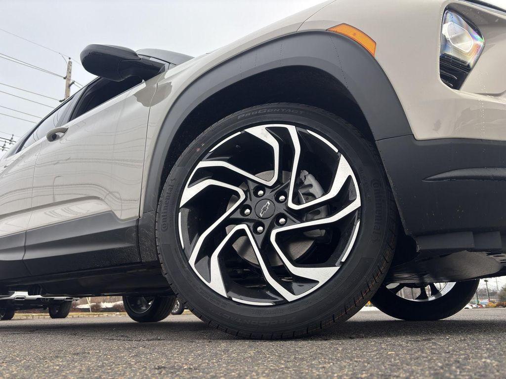 new 2026 Chevrolet TrailBlazer car, priced at $29,890