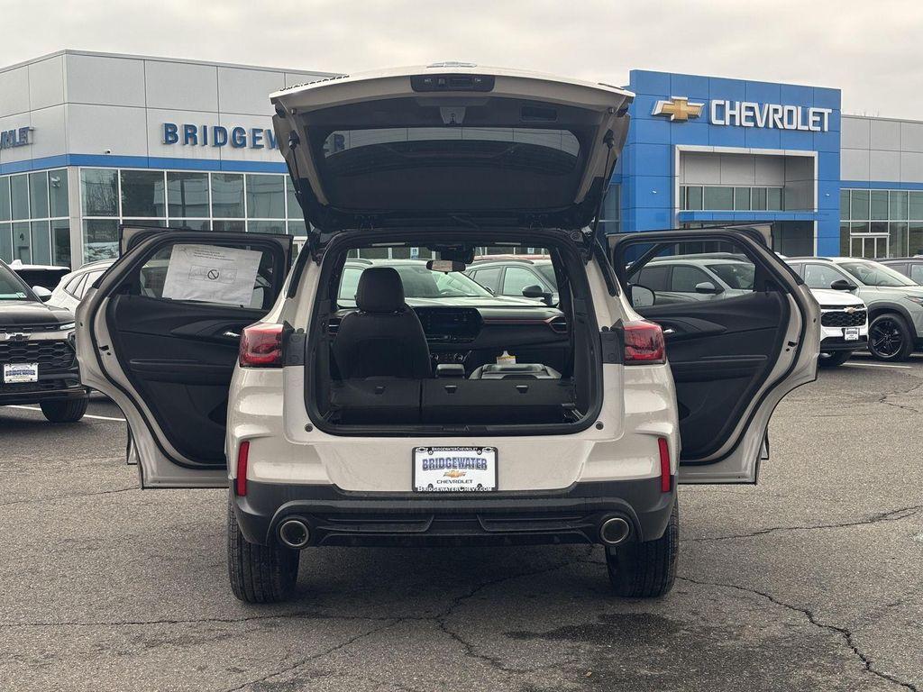 new 2026 Chevrolet TrailBlazer car, priced at $29,890