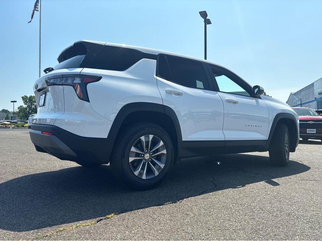 new 2026 Chevrolet Equinox car, priced at $34,045