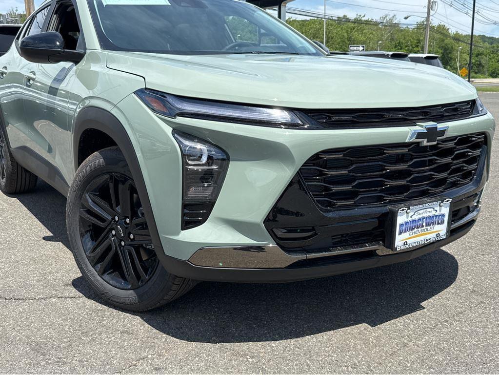 new 2026 Chevrolet Trax car, priced at $29,884