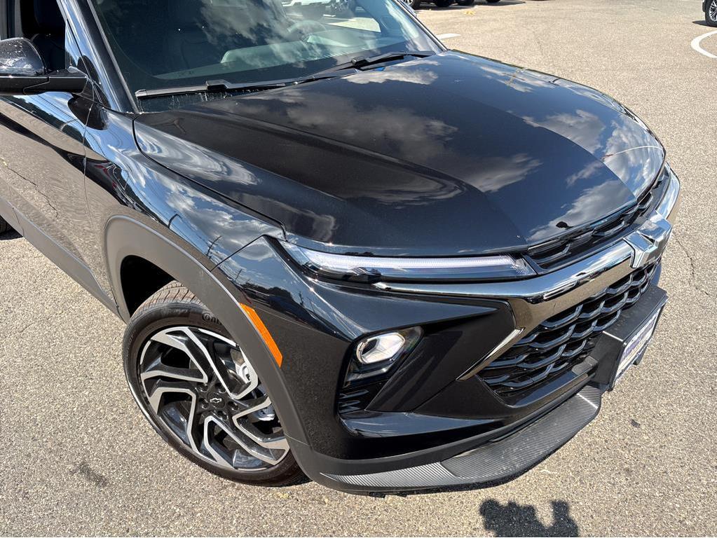 new 2026 Chevrolet TrailBlazer car, priced at $30,329