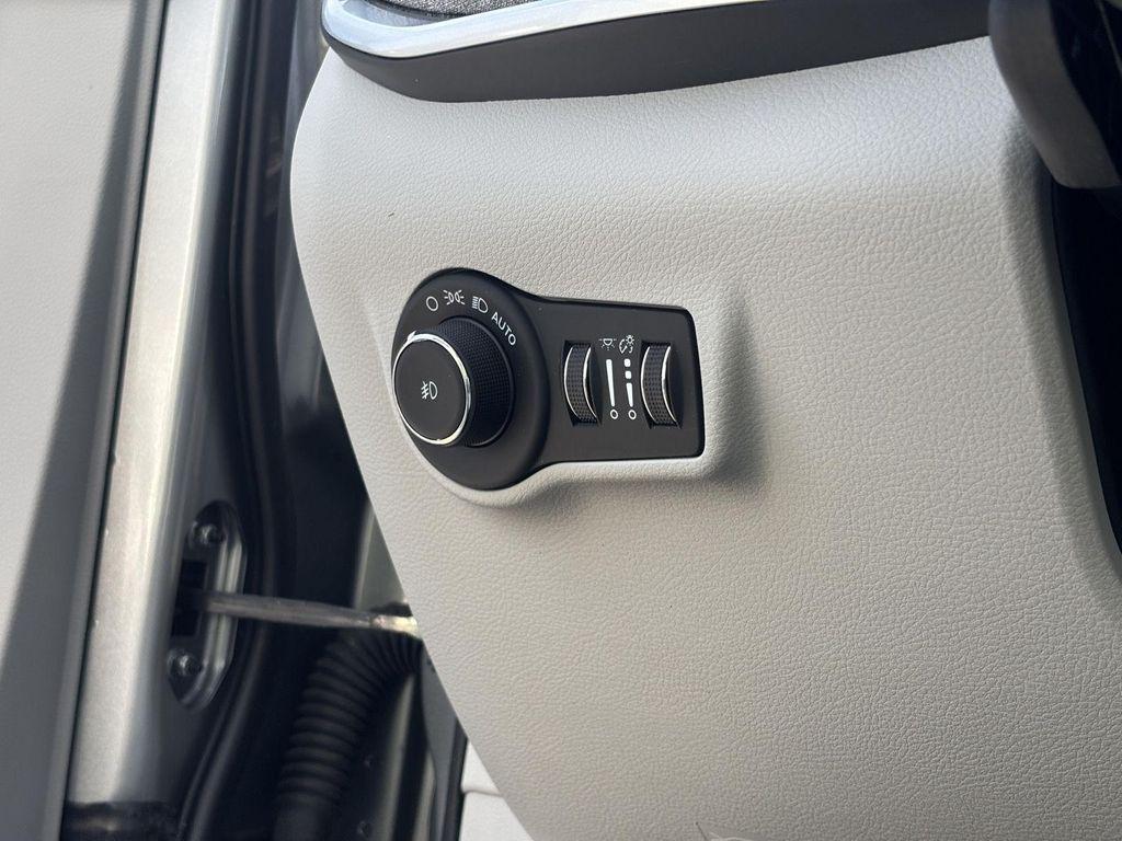 used 2022 Jeep Compass car, priced at $19,399