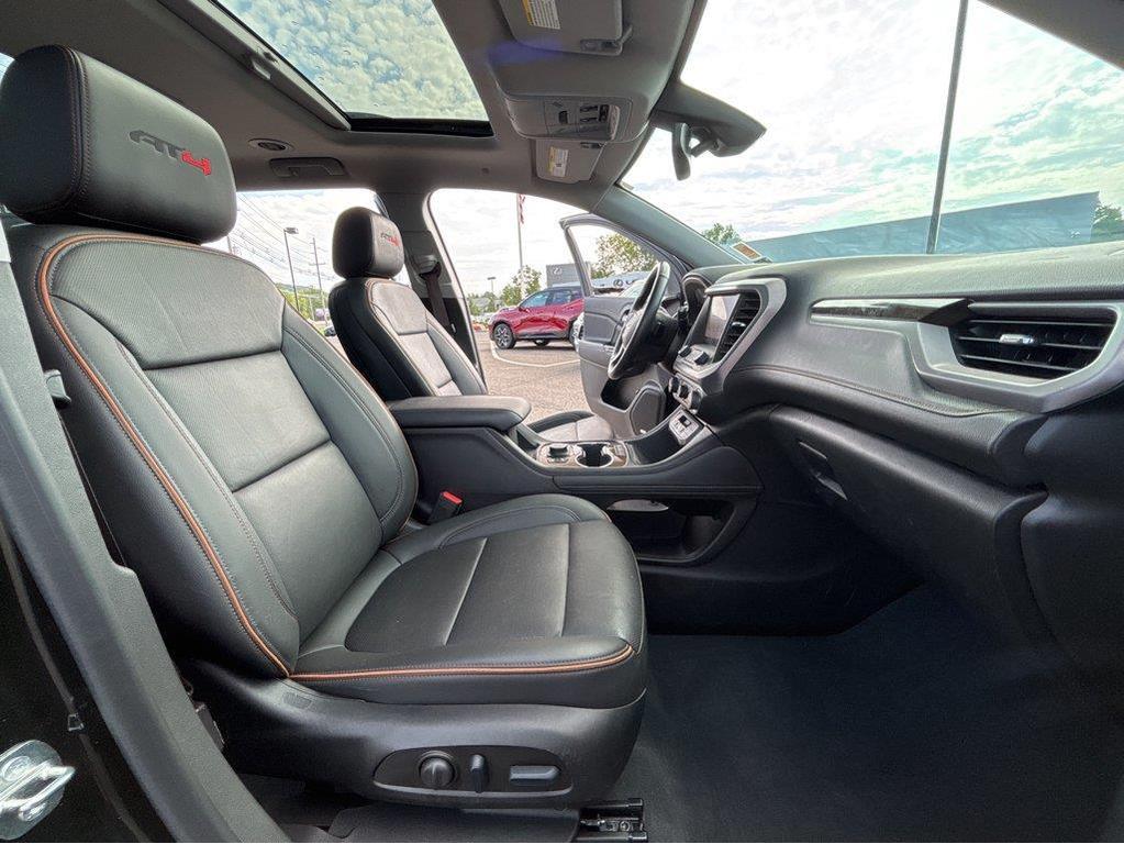 used 2023 GMC Acadia car, priced at $30,905