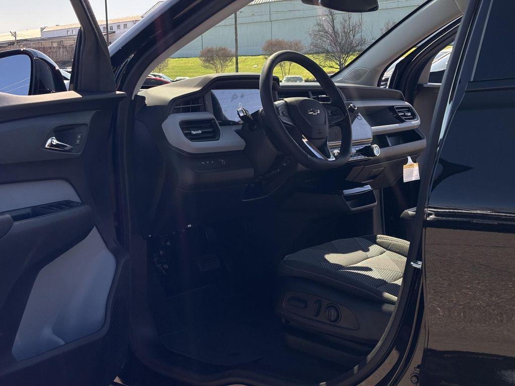 new 2027 Chevrolet Bolt car, priced at $29,190