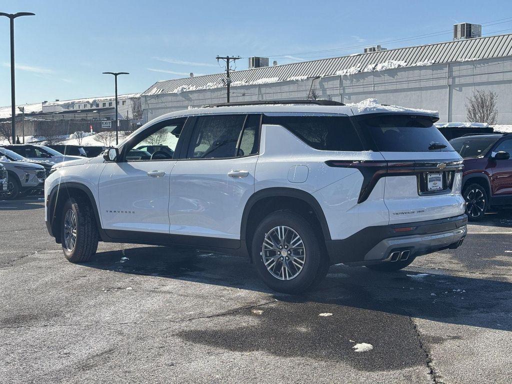 new 2026 Chevrolet Traverse car, priced at $44,717