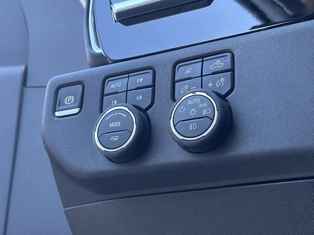 new 2026 Chevrolet Silverado 2500 car, priced at $81,908