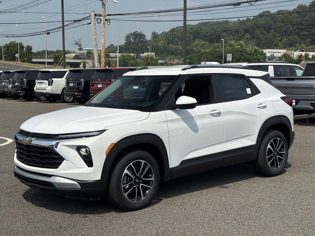 new 2026 Chevrolet TrailBlazer car, priced at $28,610