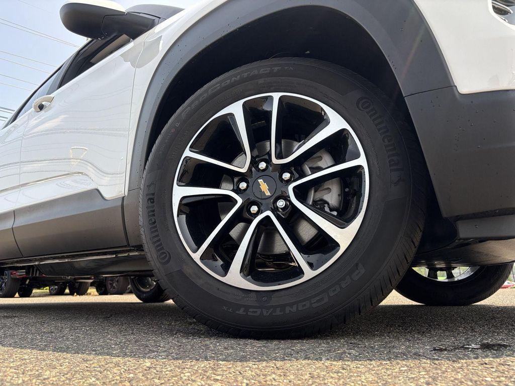 new 2026 Chevrolet TrailBlazer car, priced at $28,610