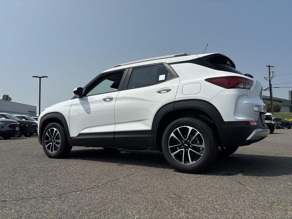 new 2026 Chevrolet TrailBlazer car, priced at $28,610