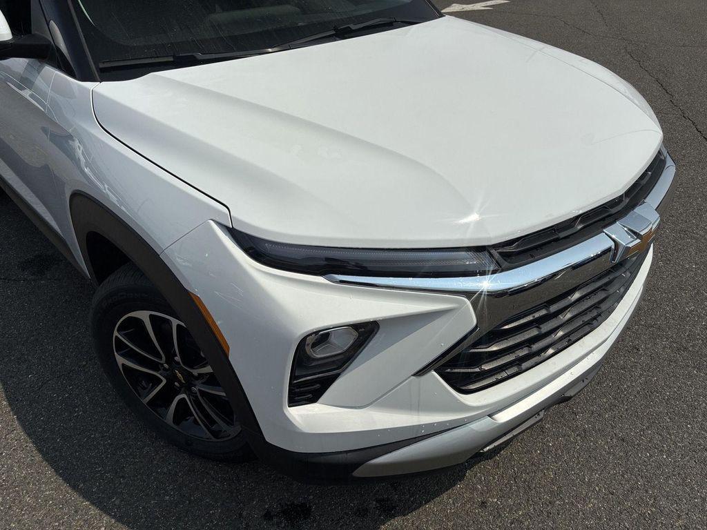 new 2026 Chevrolet TrailBlazer car, priced at $28,610