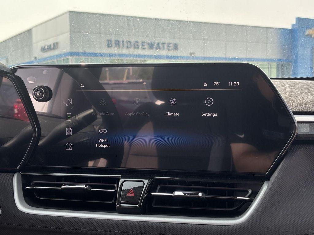 new 2026 Chevrolet TrailBlazer car, priced at $28,610